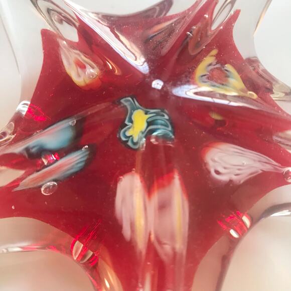 Beautiful Starfish Art Glass Clear Red Colorful Paperweight Home Decor - Picture 2 of 7